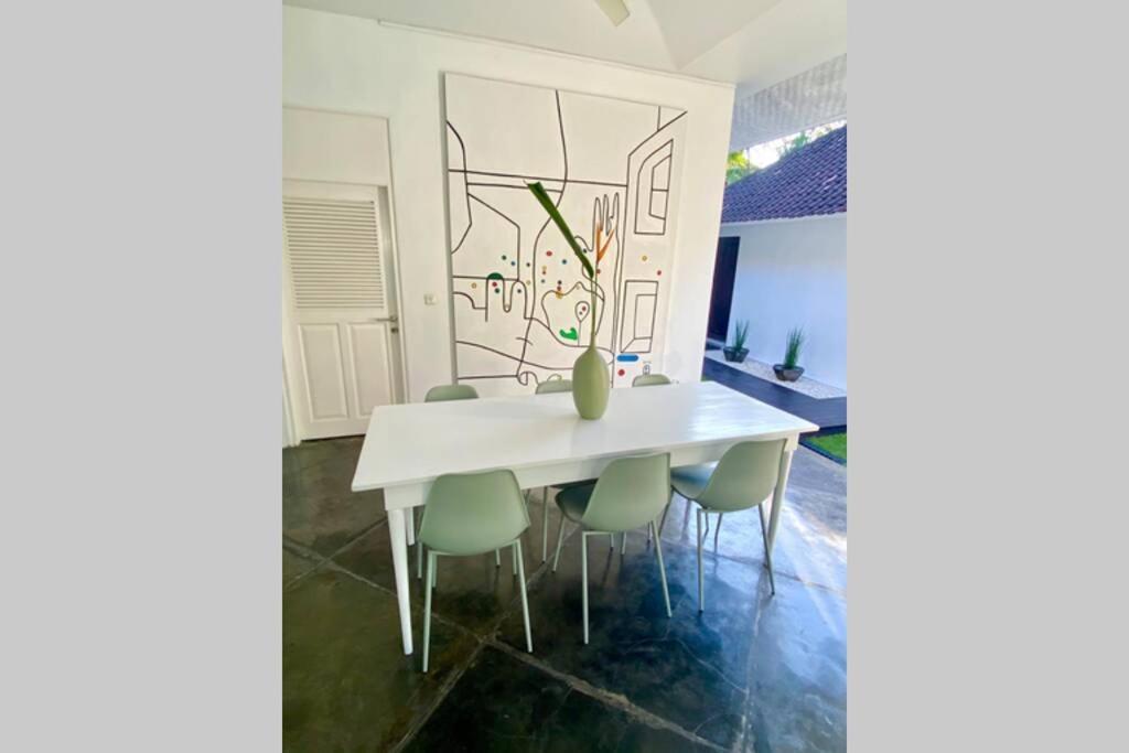 Villa Lola Seminyak (Bali)
